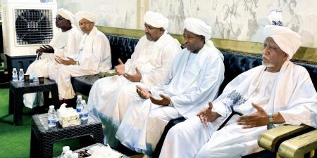 سفارة السودان تقيم مجلس عزاء للأمير الوالد