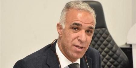 أستاذ
عبريات:
واشنطن
تسعى
للهيمنة
على
مضيق
هرمز
بإغراءات
اقتصادية
لإيران