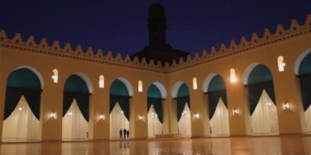 مواقيت
      الصلاة،
      موعد
      أذان
      العشاء
      اليوم
      الجمعة
      في
      القاهرة
      والمحافظات