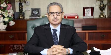 محافظ
بني
سويف
يتابع
سير
العمل
بالجهات
والمصالح
التابعة
ويوجه
بتكثيف
الجولات
المفاجئة