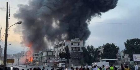 إعلام
لبناني:
غارة
إسرائيلية
تستهدف
بلدة
المنصوري
في
صور
جنوبي
البلاد