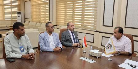 رئيس
جامعة
قنا
يترأس
اجتماعا
لبدء
عمل
لجنة
التصنيف
الدولي
والاستدامة