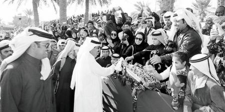 مشاهد تروي حكاية قائد عاش بين أبناء وطنه