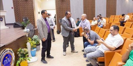 رئيس
جامعة
المنصورة
الأهلية
يتفقد
أعمال
استقبال
الطلاب
المرشحين
للقبول
من
حملة
الشهادات
العربية
والأجنبية