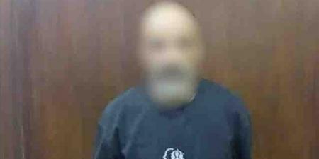 رفض
شراء
علبة
سجائر،
عامل
يصيب
طالبا
بـ«كتر»
في
المرج
