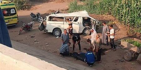 بين
صراخ
الركاب
وسقوط
الميكروباص،
كواليس
الدقائق
الأخيرة
لضحايا
حادث
طريق
"بنها
الحر"