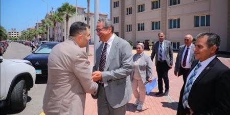 تعزيز
التعاون
الأكاديمي
والخدمي
بين
محافظة
دمياط
وجامعة
حورس