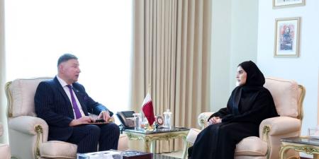  وزير الدولة للتعاون الدولي تجتمع مع سفير أوكرانيا