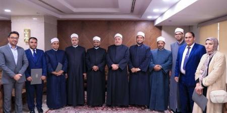 أيمن عبد الغني: ترسيخ ثقافة الوَحدة بين المسلمين من أهم مرتكزات رسالة الأزهر