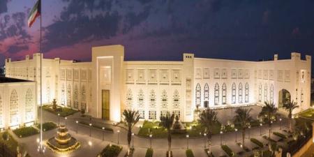 الكويت
      تُجدد
      التضامن
      المطلق
      مع
      السعودية
      ودعم
      إجراءاتها
      كافة