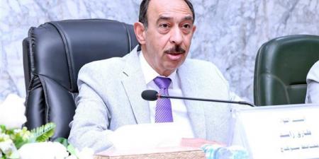 محافظ
سوهاج
يعلن
بدء
تطبيق
حزمة
تيسيرات
جديدة
لتراخيص
المحال
العامة