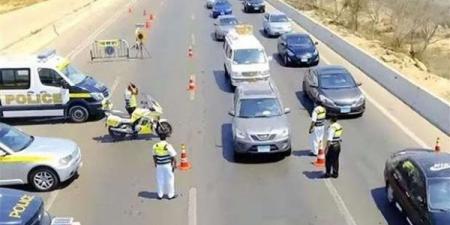 القبض
على
32
سائقا
لتعاطيهم
المخدرات
في
حملات
مرورية
خلال
24
ساعة