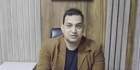 ضحايا
      "نصاب
      المطابخ"
      يناشدون
      الداخلية
      القبض
      على
      هارب
      المرج،
      9
      أحكام
      جنائية
      وهارب
      من
      قبضة
      الأمن