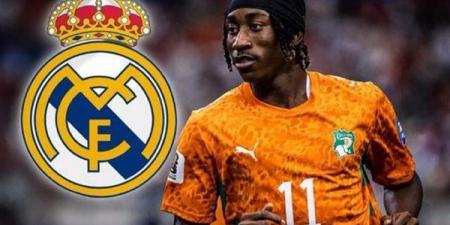 تطور
غير
متوقع،
صدمة
جديدة
لريال
مدريد
في
صفقة
يان
ديوماندي