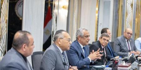 وزير
الاستثمار:
تحديث
الخريطة
الاستثمارية
أولوية
لتعزيز
الترويج
للفرص
الصناعية