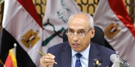 رئيس
مجلس
الدولة
يجتمع
برؤساء
دوائر
محكمة
القضاء
الإداري
لمتابعة
سير
العمل