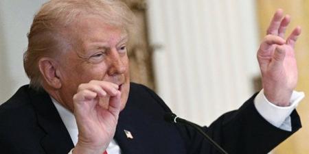 البيت الأبيض: ترامب يمتلك أوراق القوة ويبقي باب التفاوض مع إيران مفتوحًا