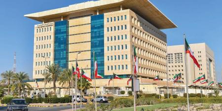«الخدمة المدنية» و«التقدم العلمي» يوقعان مذكرة لتعزيز التعاون