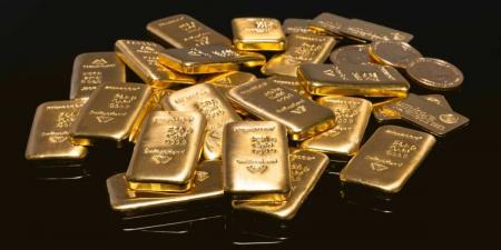 تراجع أسعار الذهب إلى 4376.31 دولار للأوقية