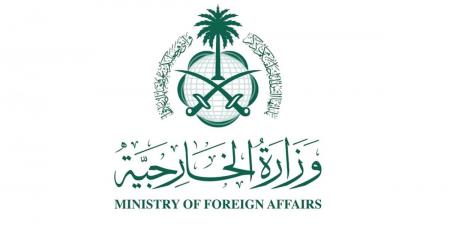 السعودية تدين استهداف ناقلتين إماراتيتين أثناء عبورهما مضيق هرمز