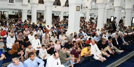 موضوع خطبة الجمعة، مساجد مصر تتحدث عن "إحسان المحتاجين بين صدق العبودية وجمال السلوك"