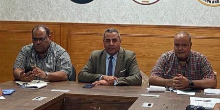 "تعليم قنا" يرفع درجة الاستعداد للعام الدراسي الجديد ويتابع تنسيق الصف الأول الثانوي (صور)