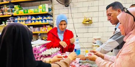 إعدام أغذية فاسدة ومتغيرة الخواص في حملة مكبرة برأس البر
