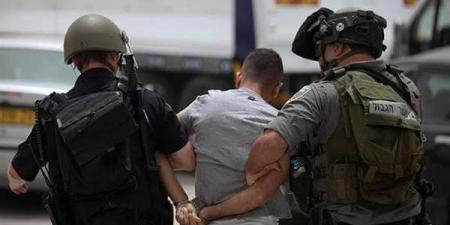 الاحتلال يعتقل 5 فلسطينيين من طولكرم وضاحية اكتابا