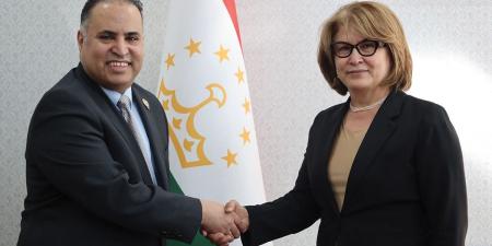 السفير العميري يبحث مع وزيرة ثقافة طاجيكستان التعاون الثقافي والحرفي