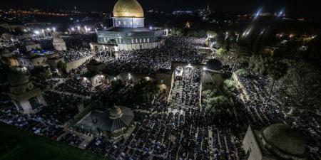 الرئاسة الفلسطينية تحذر من خطورة استمرار الانتهاكات الإسرائيلية للمسجد الأقصى والمقدسات الإسلامية