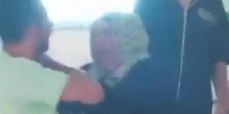 "أنت هتمد إيدك عليا؟"، مدير التأمين الصحي بالمنيا يحيل واقعة العيادة للتحقيق (فيديو)