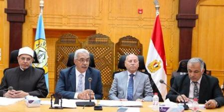 الإعلان عن تدشين منظومة الشكاوى الجديدة، تفاصيل الاجتماع الشهري لمجلس جامعة الأزهر