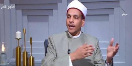 زوجتي بتضربني فماذا أفعل؟ رد قوي من أمين الفتوى (فيديو)