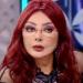 نبيلة
      عبيد:
      طلبت
      أشوف
      هاني
      شاكر
      زوجته
      قالتلي
      "هتشوفي
      إيه؟"..
      قلبي
      وجعني