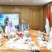 محافظ
قنا
يؤكد
أهمية
الشراكة
مع
المجتمع
المدني
لدعم
جهود
التنمية
(صور)