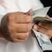 "ملان"
تعتزم
دمج
أسهمها
بعد
انخفاض
سعر
السهم
عن
الحد
الأدنى
المطلوب