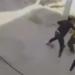 شاهد لحظة مقتل شخص على يد شقيقه وسط الشارع وفرار المتهم على دراجة نارية بالمنوفية