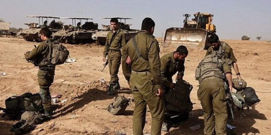 (يديعوت أحرونوت): انتقادات داخلية للعملية العسكرية في غزة وتحذيرات من تعريض الأسرى للخطر