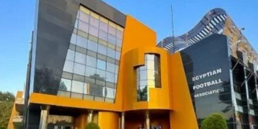 اتحاد الكرة ينظم 3 ورش للمدربين الشهر الجارى لتطوير مسابقات الناشئين