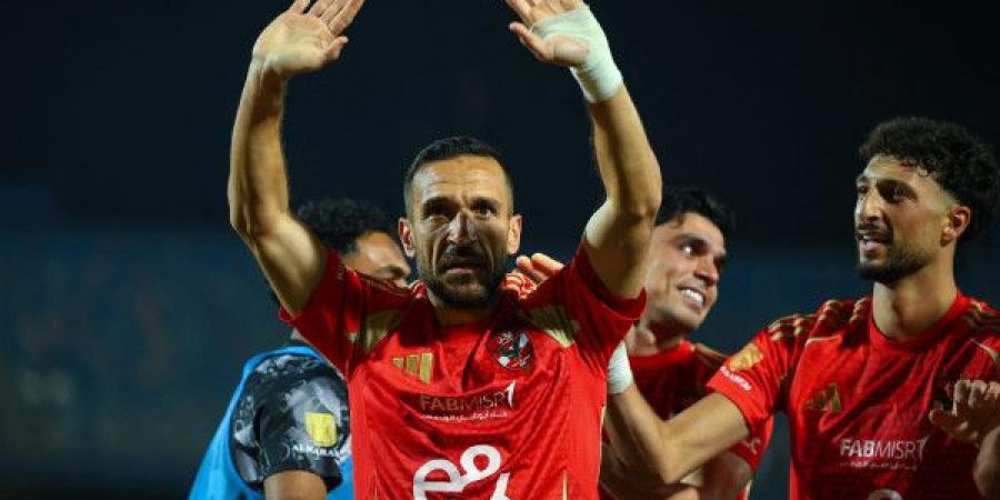 علي معلول يعلن رحيله عن الأهلي بـ"رسالة مؤثرة"