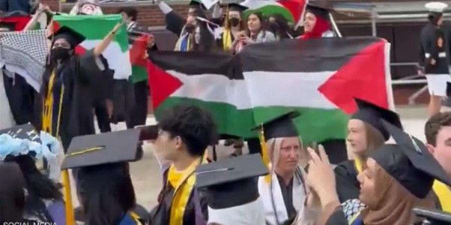 أميركا: احتجاج في حفل تخرج جامعي رفضا للتواطؤ مع الإبادة بغزة