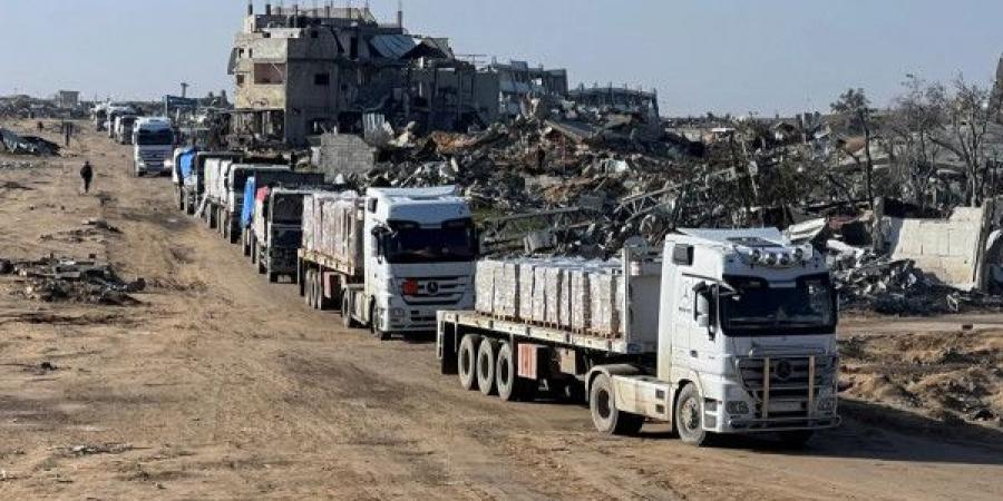 "النقل الخاص": الاحتلال أدخل 11 شاحنة للقطاع التجاري في قطاع غزة