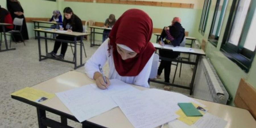 "التعليم": تأجيل انطلاق امتحانات الثانوية العامة في القدس