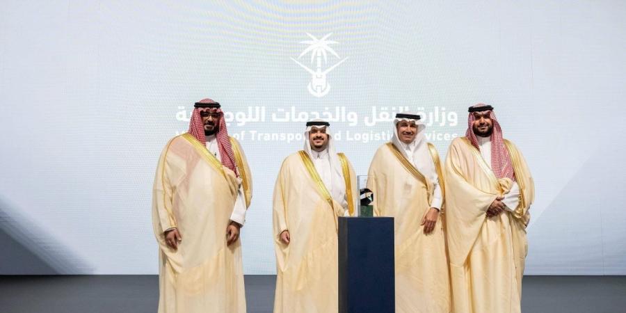 وزارة النقل تحقق المستوى الفضي في جائزة الملك عبدالعزيز للجودة