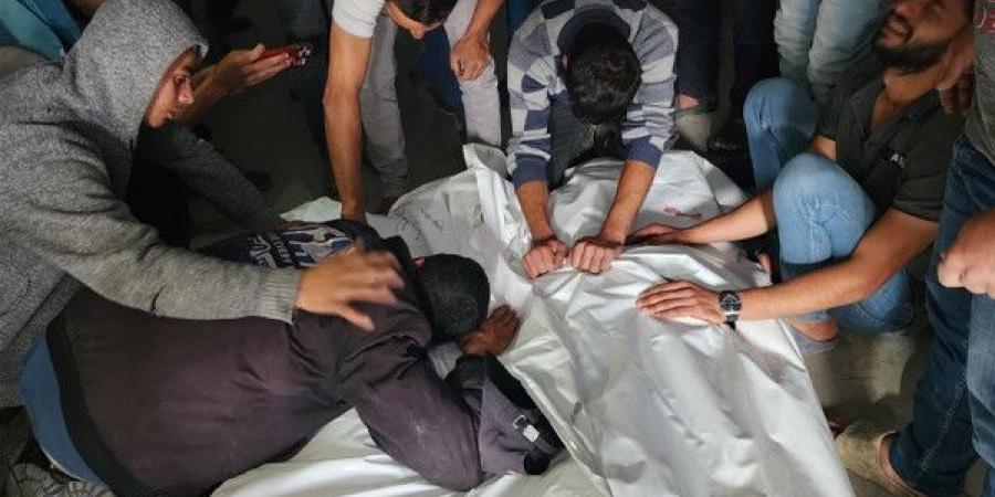 شهداء وجرحى في قصف إسرائيلي استهدف مدارس ونقطة طبية ومراكز إيواء بغزة
