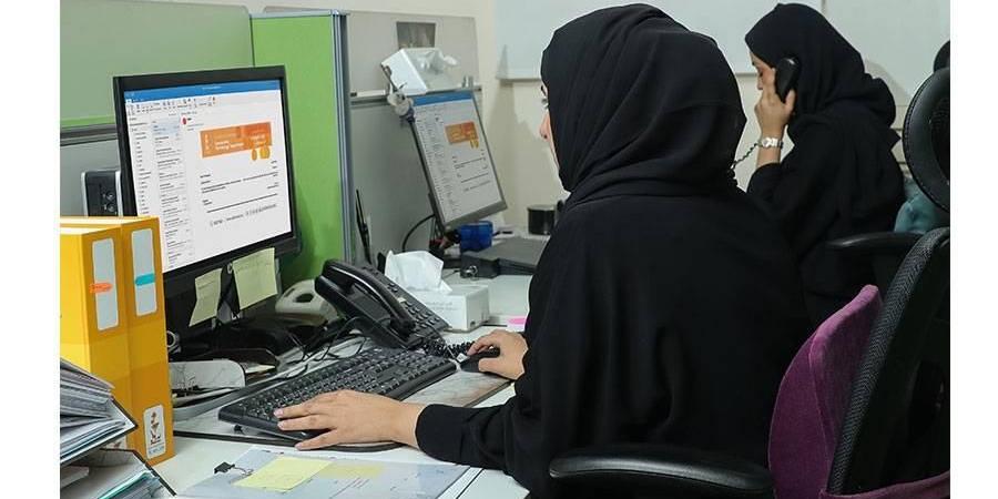 حديقة الحيوانات بالعين تطلق «8 ساعات من حياة موظف»