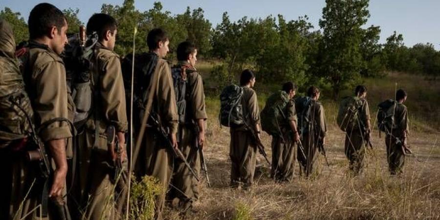 مقاتلو حزب العمال الكردستاني يسلمون اليوم أول أسلحتهم بمراسم بالعراق