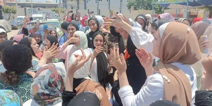 بالاسم ورقم الجلوس.. نتيجة الثانوية العامة في مصر 2025 «روابط رسمية»