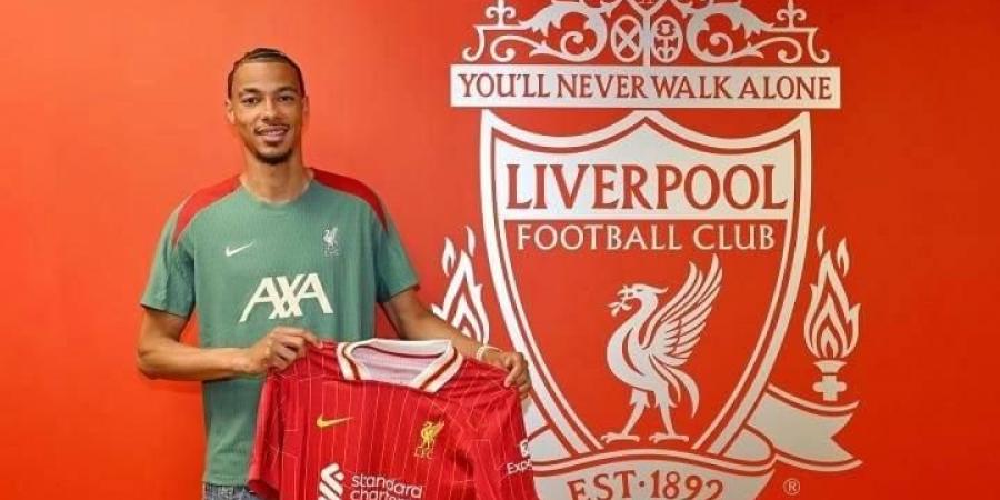 ليفربول يضم هوجو إيكيتيكي من آينتراخت فرانكفورت