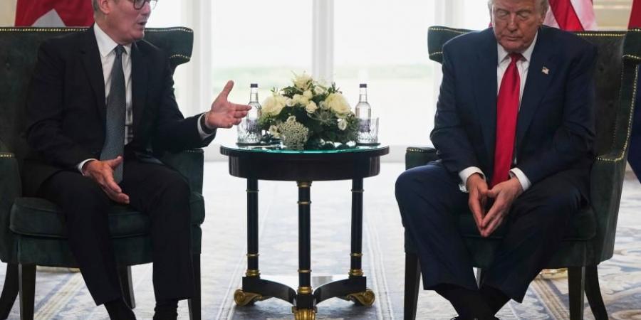 ترامب يحدد الأولوية القصوى في غزة.. وستارمر: الوضع كارثي